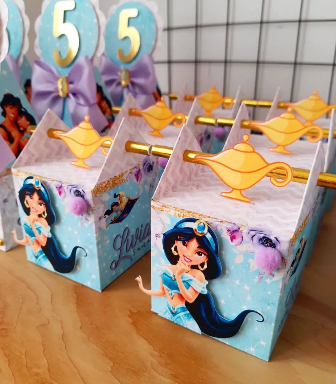 Jasmine Favor Boxes